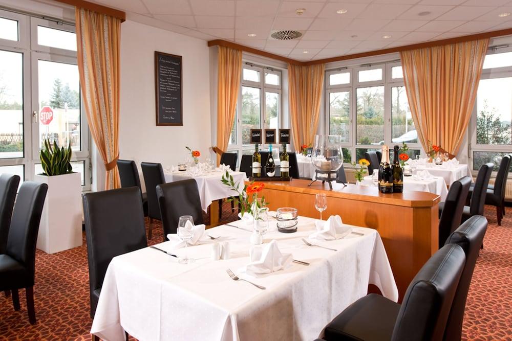 Achat Hotel Schwarzheide Lausitz Exterior photo