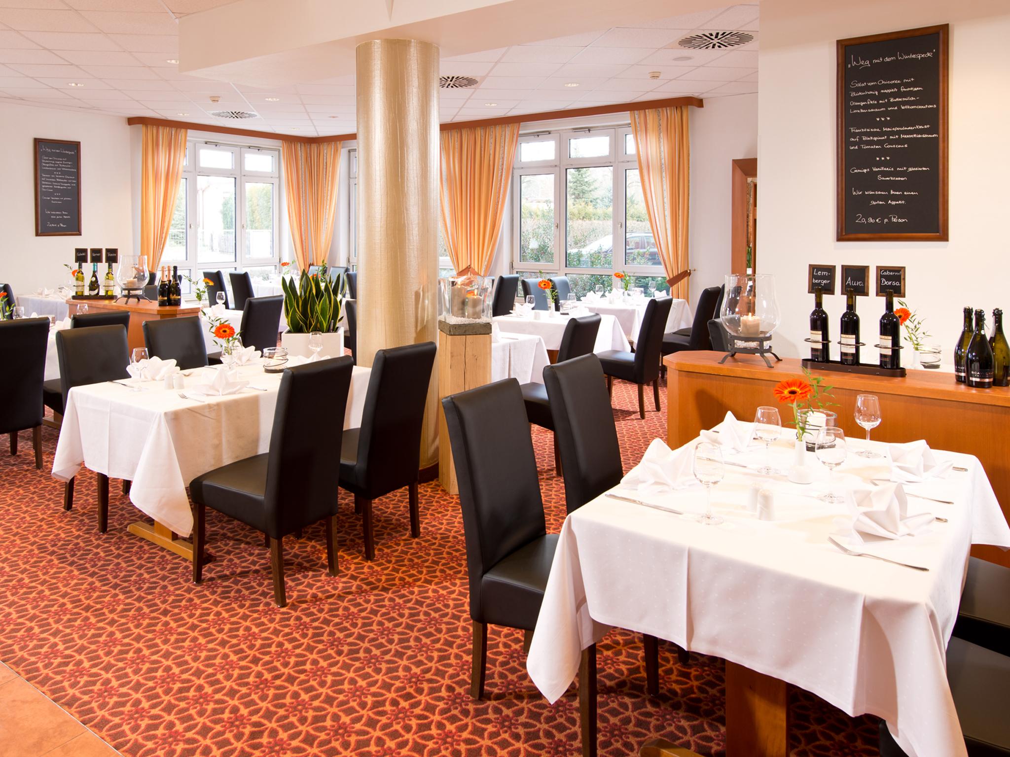 Achat Hotel Schwarzheide Lausitz Exterior photo