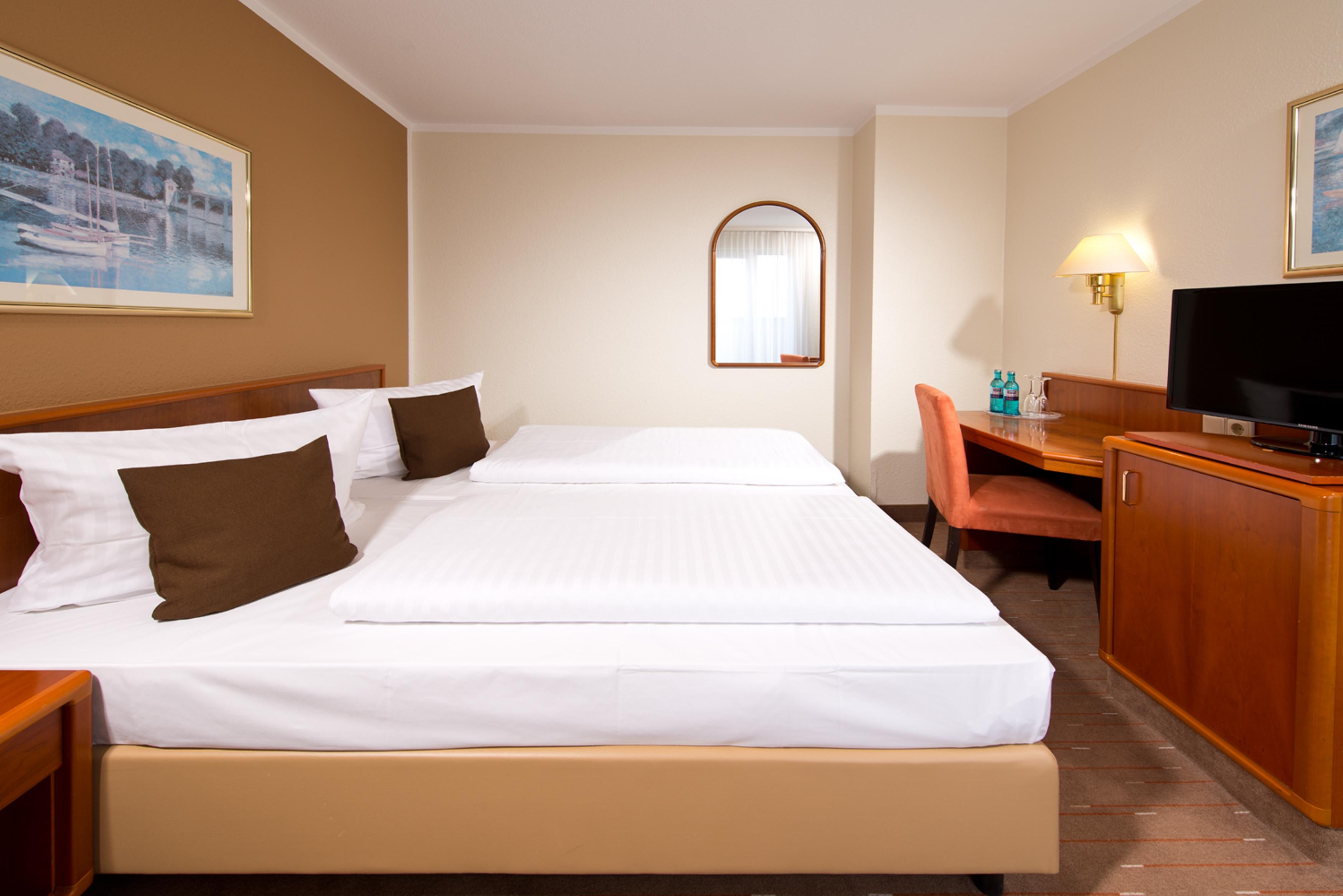 Achat Hotel Schwarzheide Lausitz Exterior photo